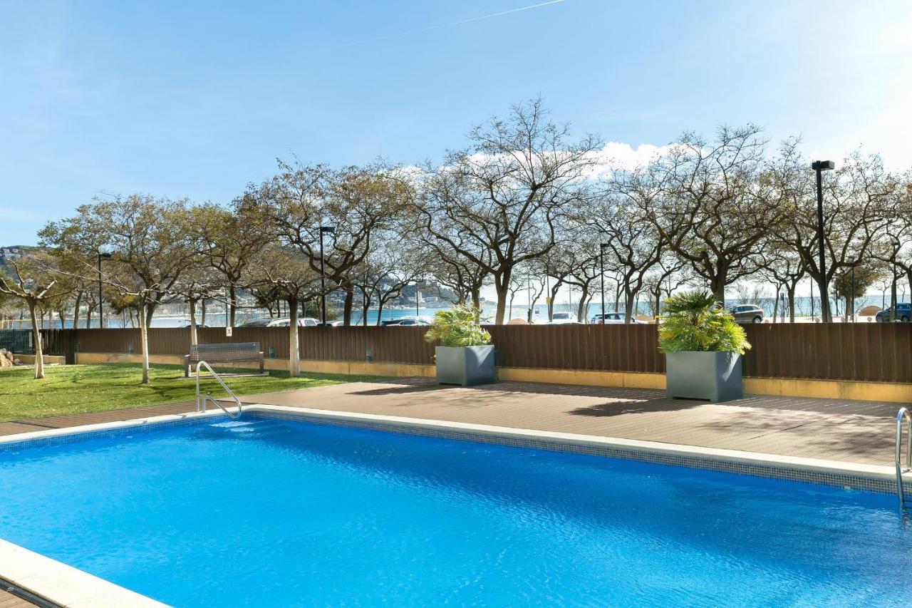 The Beach Milenium Roses Exterior foto